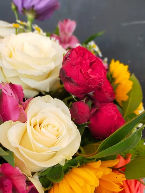 Mazzo di fiori Arcobaleno - immagine 5